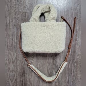 Laundry By Shelli Segal Cream Sherpa Bag